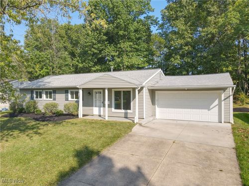 24485 Uppingham Rd, Bedford Heights, OH, 44146-4071 | Card Image