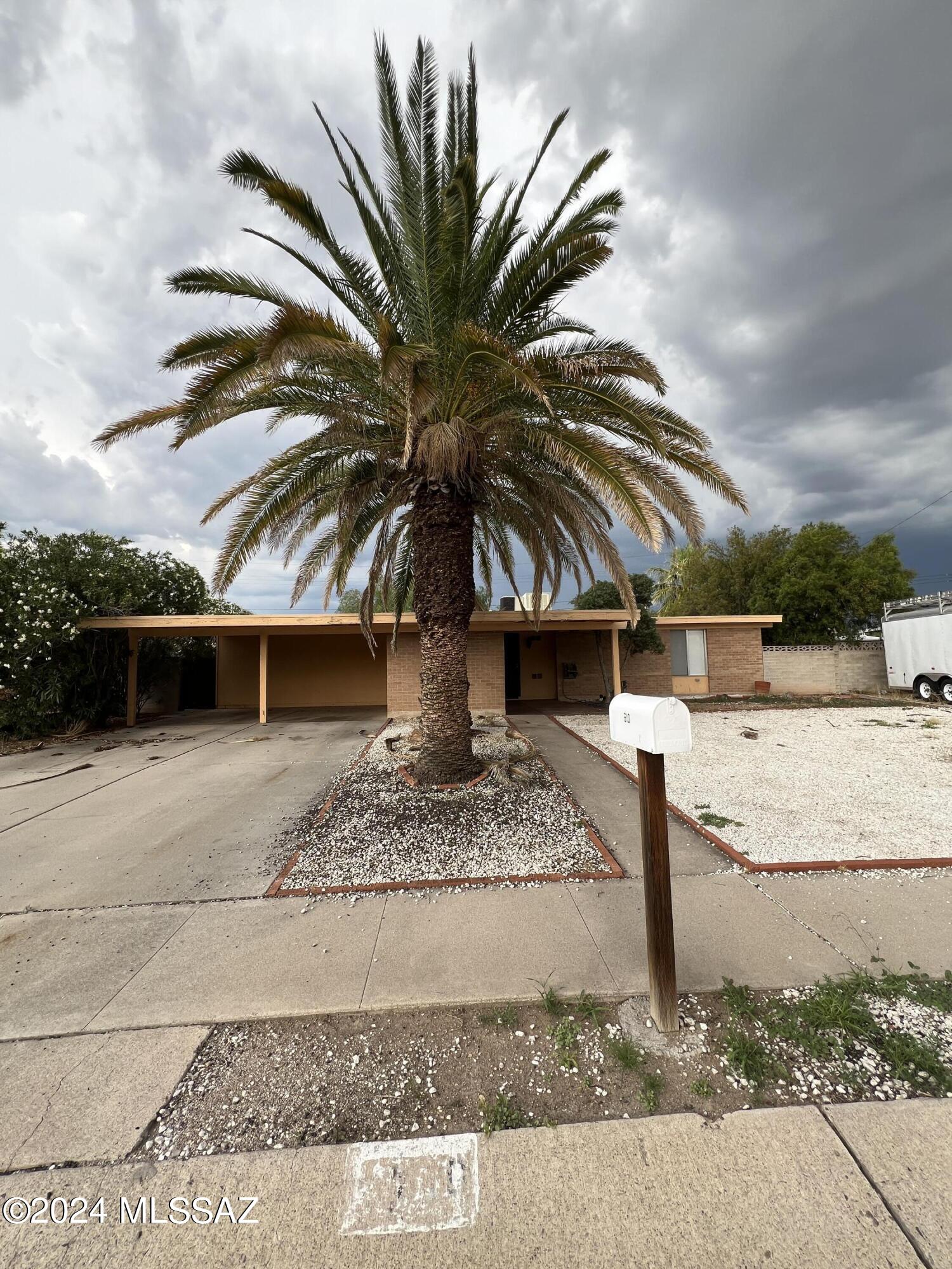 Kent Dr, Tucson, AZ 85710