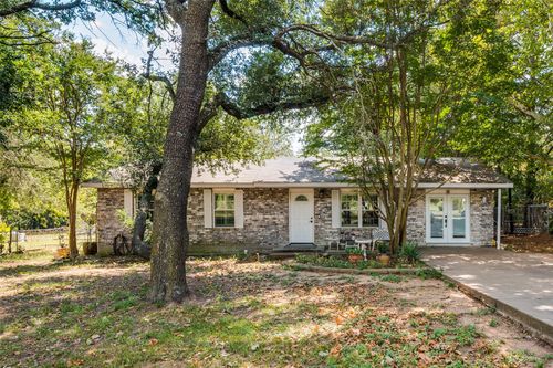 407 E Oakdale St, Keene, TX, 76059-2508 | Card Image