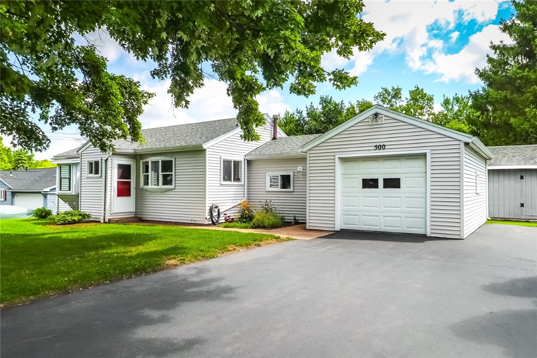 Washington St, Spencerport, NY 14559