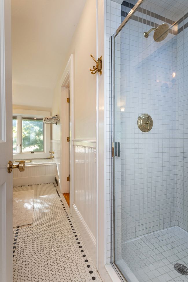 117 Looking Glass Hill Rd, House other with 4 bedrooms, 4 bathrooms and null parking in Morris CT | Image 14