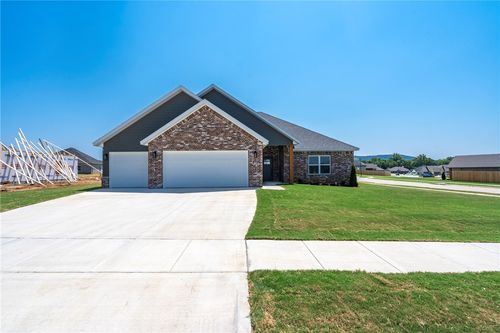 110 N Bloodhound Ave, Farmington, AR, 72730-3196 | Card Image