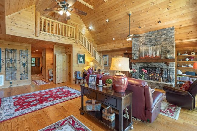 65 W Stone Pointe Ln, House other with 3 bedrooms, 5 bathrooms and null parking in Cullowhee NC | Image 16