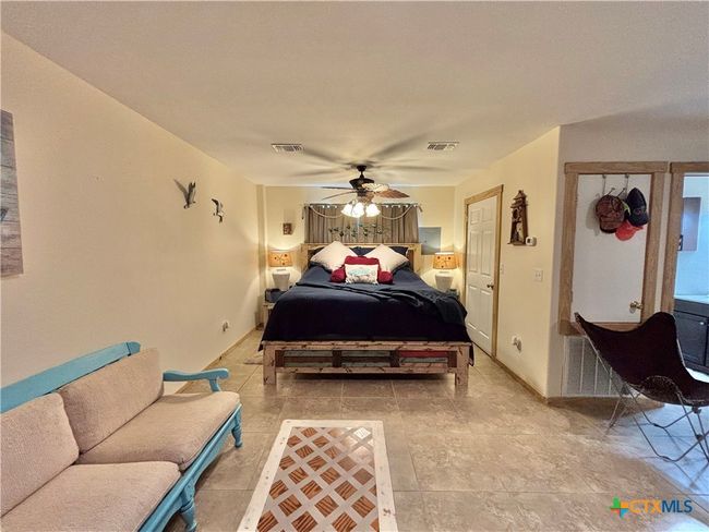 604 N 14 Th St, House other with 3 bedrooms, 3 bathrooms and null parking in Port O Connor TX | Image 35