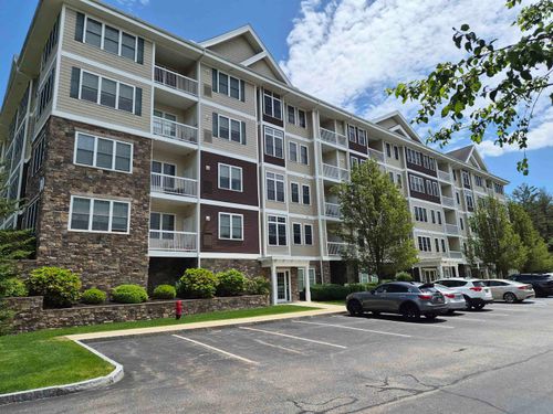 104-10 Braemoor Woods Rd, Salem, NH, 03079-3503 | Card Image