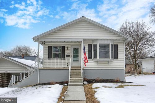 1921 Dartmouth St, CAMP HILL, PA, 17011-3831 | Card Image