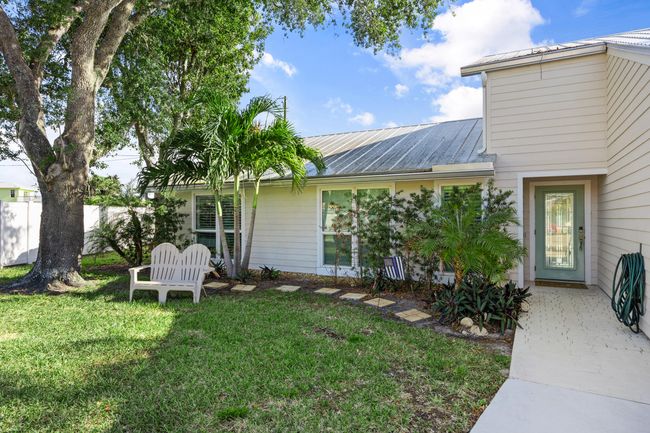 15 Hemlock Ln, House other with 3 bedrooms, 2 bathrooms and null parking in Tequesta FL | Image 5