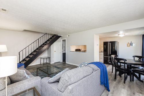 c-2416 Briers Dr, Columbus, OH, 43209-3301 | Card Image