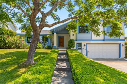 3767 Lincolnwood Dr, Santa Barbara, CA, 93110-2508 | Card Image