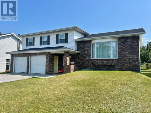 27 Pratt Street, Corner Brook, NL, A2H7E1 | Card Image