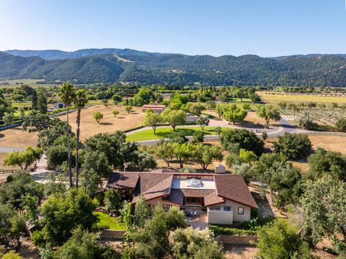 305 White Oak Road, Santa Ynez, CA, 93460 | Card Image