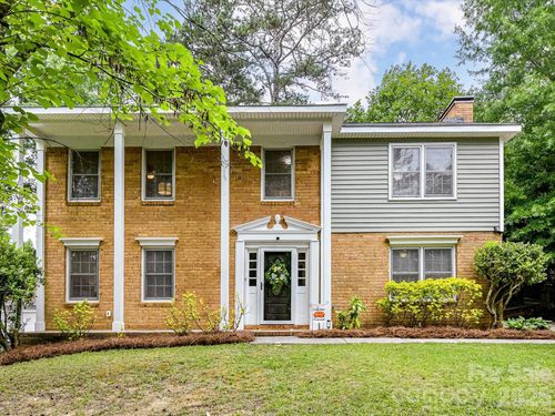 15708 Fairfield Dr, Matthews, NC, 28104-2208 | Card Image