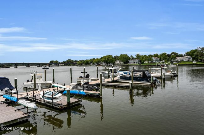 7 Navesink Ct, Condo with 3 bedrooms, 4 bathrooms and 2 parking in Long Branch NJ | Image 4