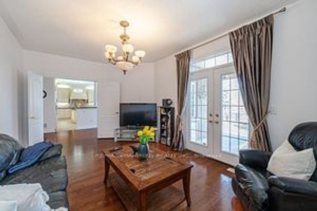 11 Nova Scotia Rd, House other with 4 bedrooms, 4 bathrooms and 6 parking in Brampton ON | Image 18