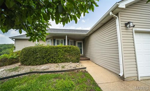 105 Heather Ct, Saint Robert, MO, 65584-3224 | Card Image