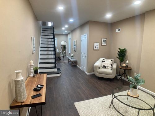 2060 E Orleans St, PHILADELPHIA, PA, 19134-3629 | Card Image