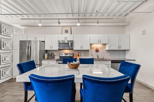 407-524 Central Ave, Albuquerque, NM, 87102-3139 | Card Image