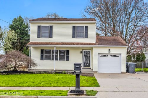111 F St, Brick, NJ, 08723-7247 | Card Image