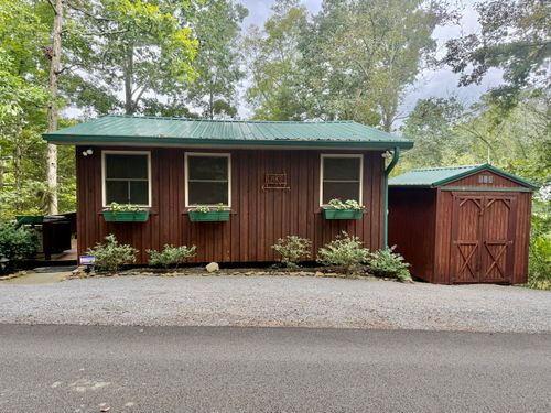 111 Cabin Dr, Russell Springs, KY, 42642-6723 | Card Image