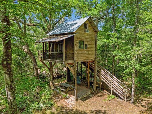 253 Persimmon Road, Sopchoppy, FL, 32358 | Card Image