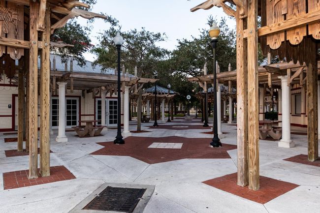 APT-302 - 120 Sparrow Dr, Condo with 2 bedrooms, 2 bathrooms and null parking in Royal Palm Beach FL | Image 19