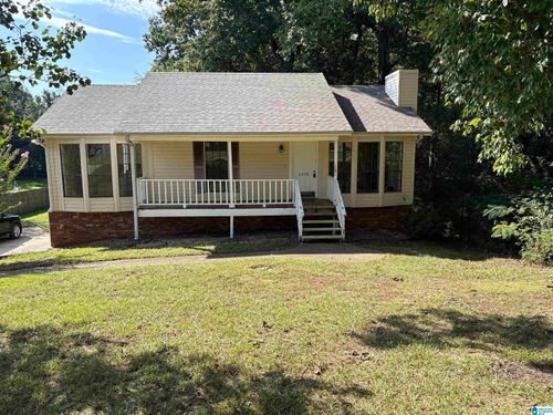 5533 Melissa Dr, PINSON, AL, 35126-3196 | Card Image