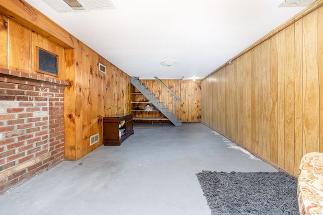 142 Cedar St, House other with 3 bedrooms, 2 bathrooms and null parking in Wethersfield CT | Image 21