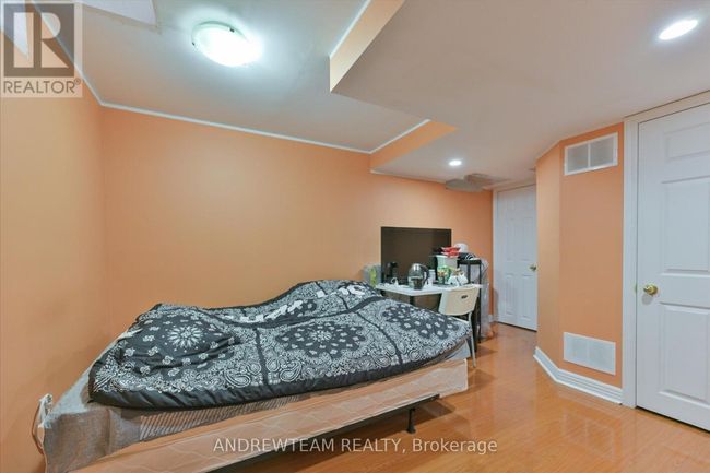 1 - 1075 Ellesmere Rd, Townhouse with 5 bedrooms, 4 bathrooms and 2 parking in Scarborough ON | Image 30