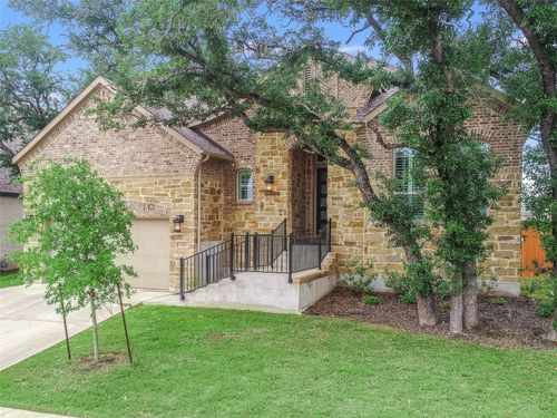 109 Quiet Oak Rd, San Marcos, TX, 78666-3981 | Card Image