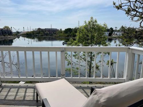 c-172 Northwest St, Portsmouth, NH, 03801-3556 | Card Image