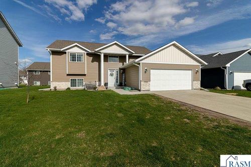 709 Mulligan St, Mankato, MN, 56001-2318 | Card Image