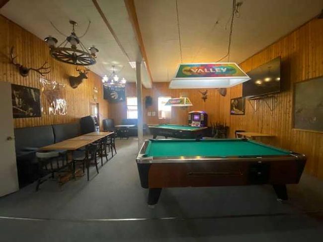 221 Centre St, Home with 0 bedrooms, 0 bathrooms and null parking in Tilley AB | Image 4