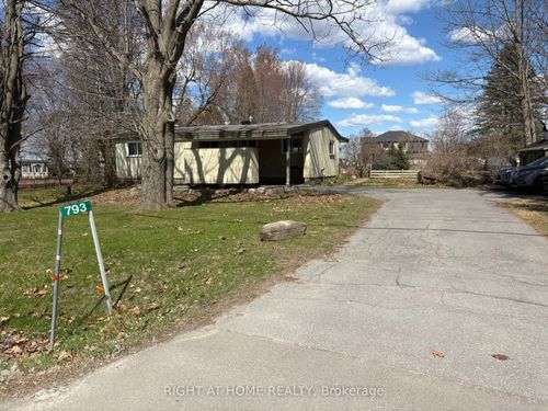 793 River Road, Blossom Park - Airport and Area, ON, K4M0T9 | Card Image