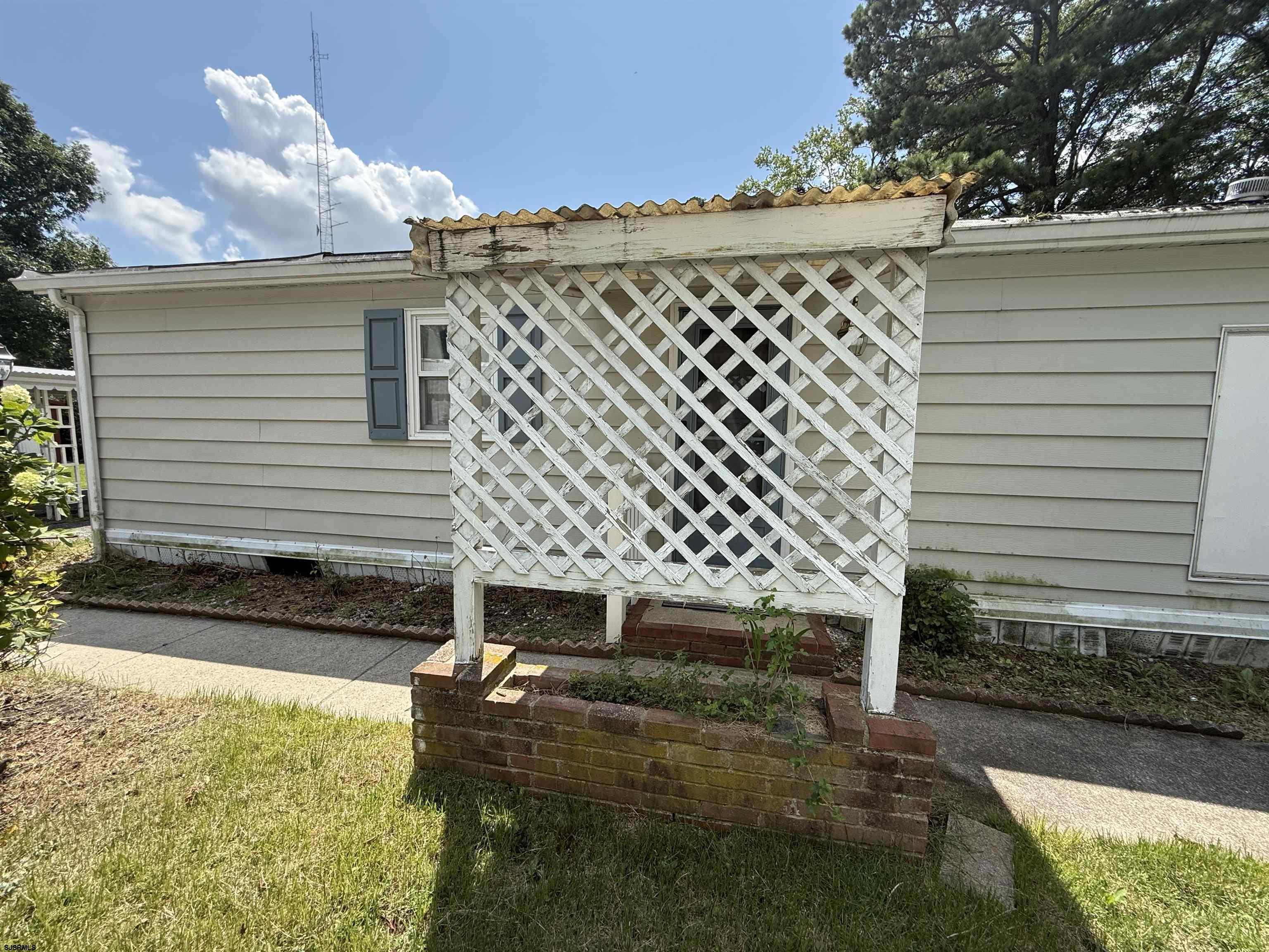 Residential in Buena Vista Township 4