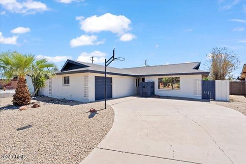 8743 E El Nido Ln, Scottsdale, AZ, 85250-6302 | Card Image
