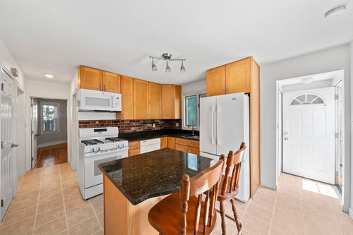 1-12 Rosemont Rd, Weymouth, MA, 02191-1013 | Card Image