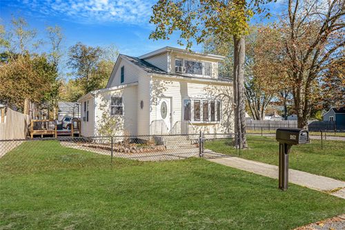 267 Dogwood Rd W, Mastic Beach, NY, 11951-5418 | Card Image