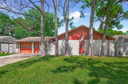 12707 Cooperstown Dr, Houston, TX, 77089-6513 | Card Image
