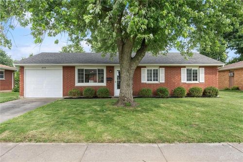 875 Tomahawk Trl, Xenia, OH, 45385-4133 | Card Image