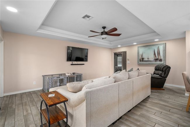 2371 Scotts Cir, House other with 3 bedrooms, 2 bathrooms and null parking in Ingleside TX | Image 11