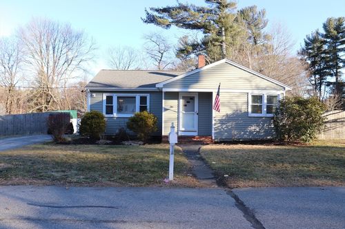 36 Stoneybrook Rd, Raynham, MA, 02767-1713 | Card Image