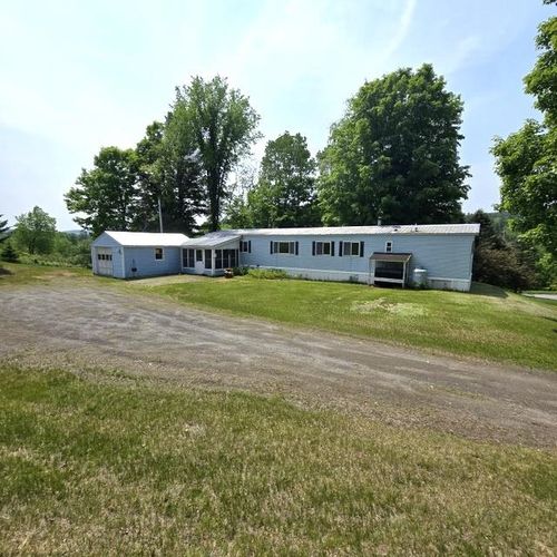 30 Players Ln, Lyndon Center, VT, 05850-8401 | Card Image