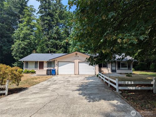 3526 6th Ave Nw, Olympia, WA, 98502-2511 | Card Image