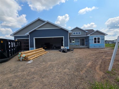 3639 112th St, Chippewa Falls, WI, 54729-3288 | Card Image