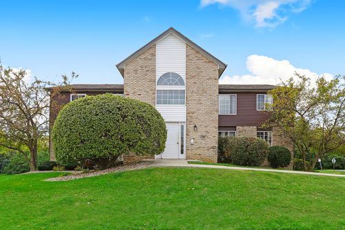 unit-2w-1429 Berta Dr, Crest Hill, IL, 60403-0935 | Card Image