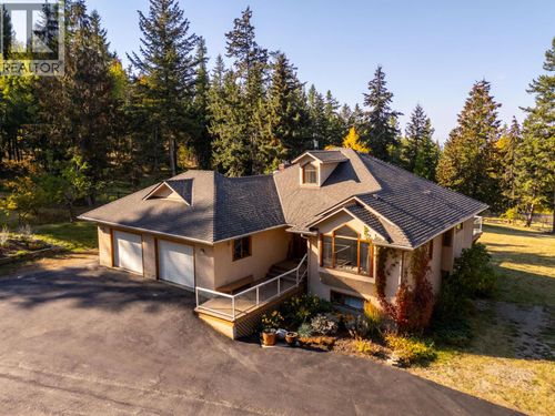 2082 Huckleberry Rd, Kelowna, BC, V1P1M4 | Card Image