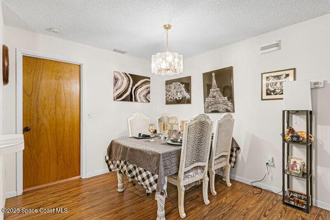618 Americana Blvd Ne, House other with 3 bedrooms, 2 bathrooms and null parking in Palm Bay FL | Image 4