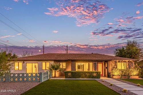 1745 E San Juan Ave, Phoenix, AZ, 85016-2908 | Card Image