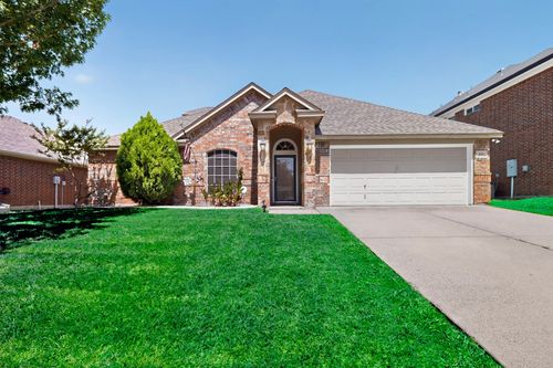 839 Evergreen Ln, Burleson, TX, 76028-8411 | Card Image