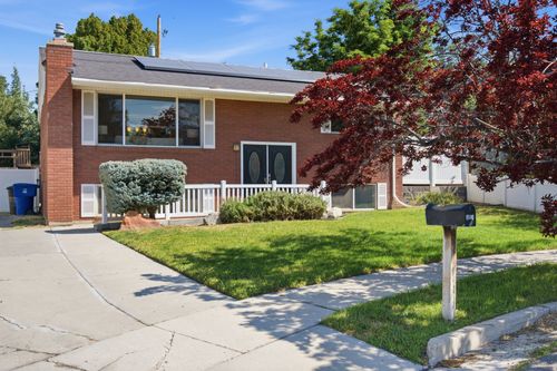 3844 S Kay Cir, Millcreek, UT, 84106-3247 | Card Image